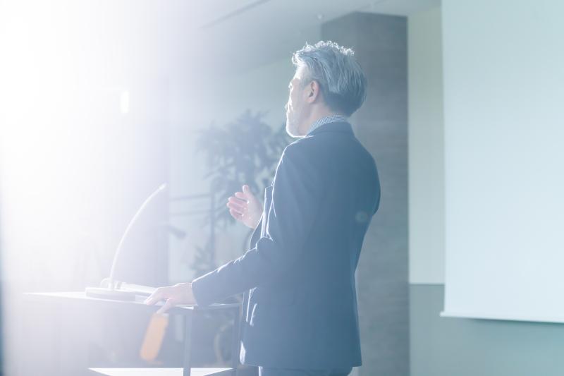 医歯薬ネットの新規事業「新しいコンセプトのクリニック開業」に注目!